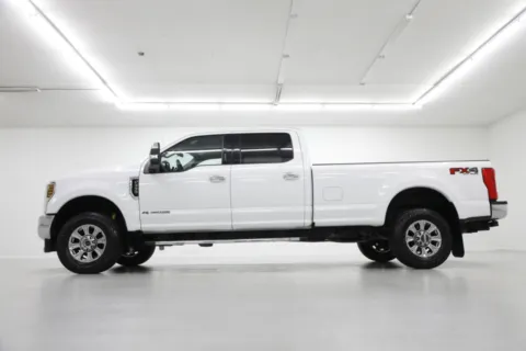 Another view of 2019 Ford Super Duty F-350 SRW XLT for sale in Clinton, MO at Jim Falk Motors