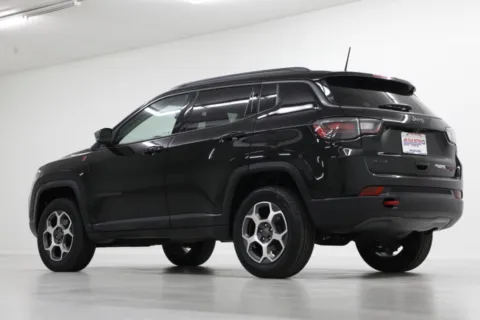 More photos of 2022 Jeep Compass Trailhawk at Jim Falk Motors, MO