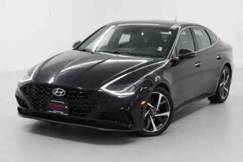 More photos of 2022 Hyundai Sonata SEL Plus at Jim Falk Motors, MO