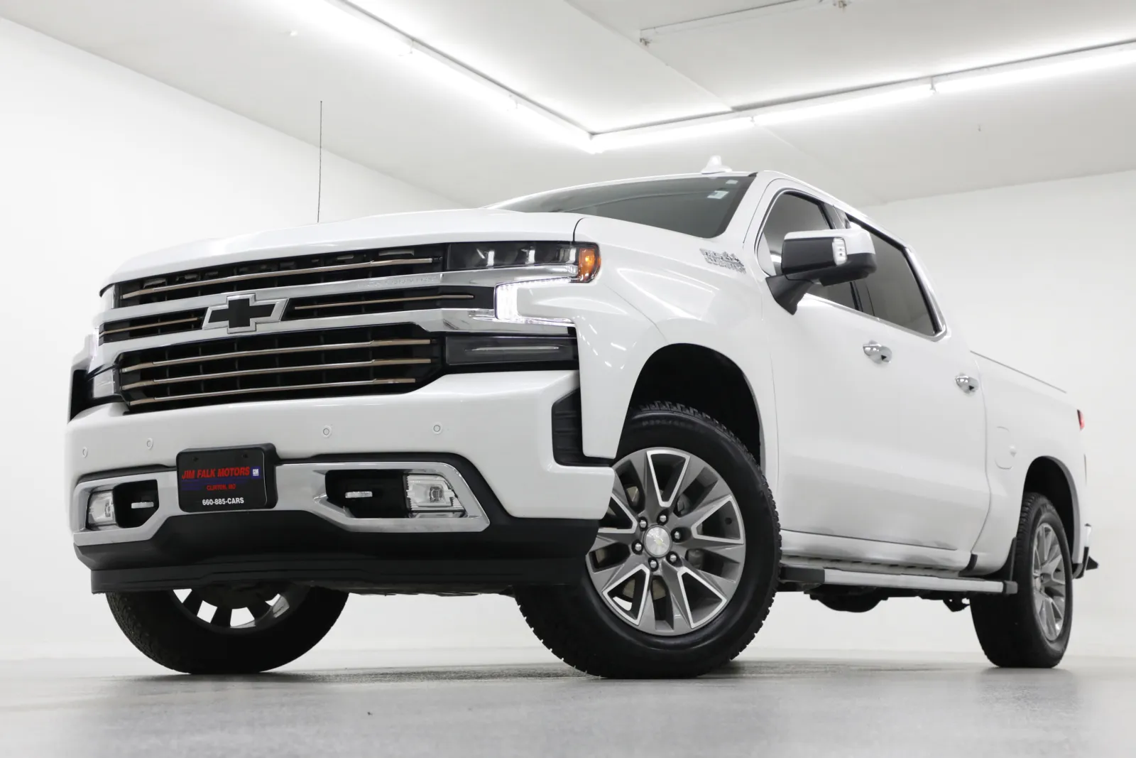 White 2021 Chevrolet Silverado 1500 High Country for sale in Clinton, MO
