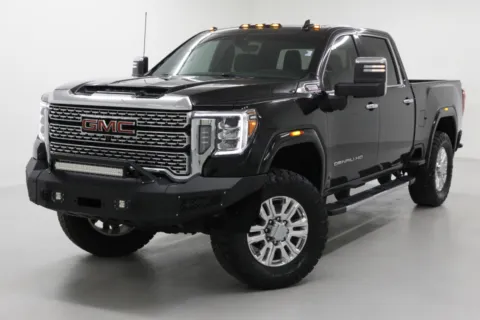 More photos of 2020 GMC Sierra 3500HD Denali at Jim Falk Motors, MO