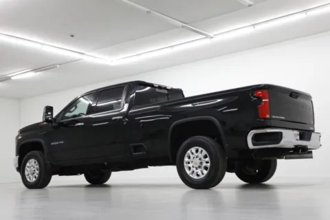 More photos of 2024 Chevrolet Silverado 3500HD LTZ at Jim Falk Motors, MO