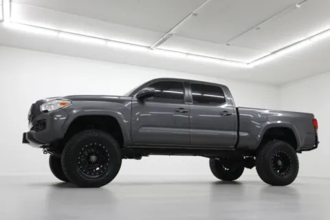 Photos of 2020 Toyota Tacoma SR5 for sale in Clinton, MO at Jim Falk Motors