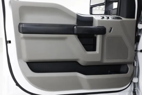 Photos of 2020 Ford Super Duty F-350 SRW XL for sale in Clinton, MO at Jim Falk Motors