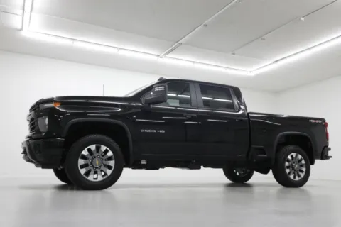 Photos of 2026 Chevrolet Silverado 2500HD Custom for sale in Clinton, MO at Jim Falk Motors