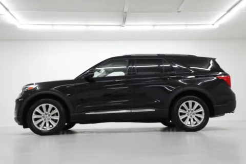 Another view of 2020 Ford Explorer Limited for sale in Clinton, MO at Jim Falk Motors
