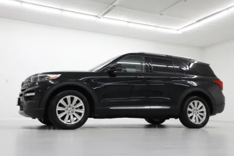 Photos of 2020 Ford Explorer Limited for sale in Clinton, MO at Jim Falk Motors
