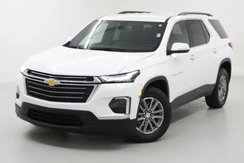 More photos of 2023 Chevrolet Traverse LT Leather at Jim Falk Motors, MO