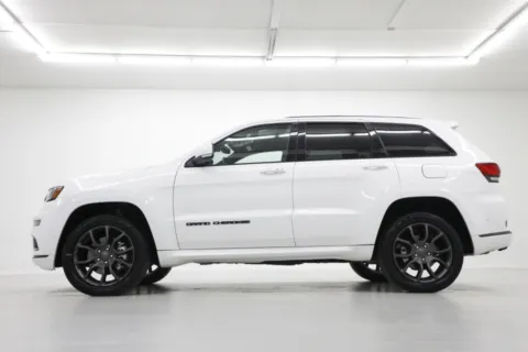 Another view of 2021 Jeep Grand Cherokee High Altitude for sale in Clinton, MO at Jim Falk Motors