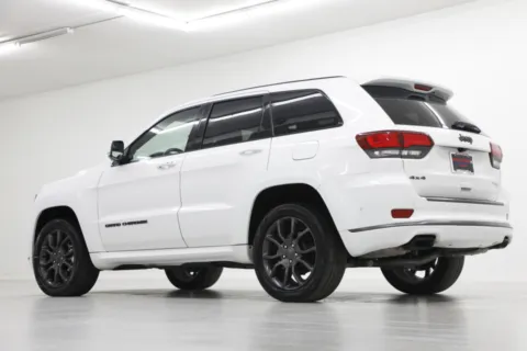 More photos of 2021 Jeep Grand Cherokee High Altitude at Jim Falk Motors, MO