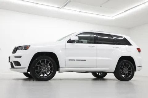 Photos of 2021 Jeep Grand Cherokee High Altitude for sale in Clinton, MO at Jim Falk Motors