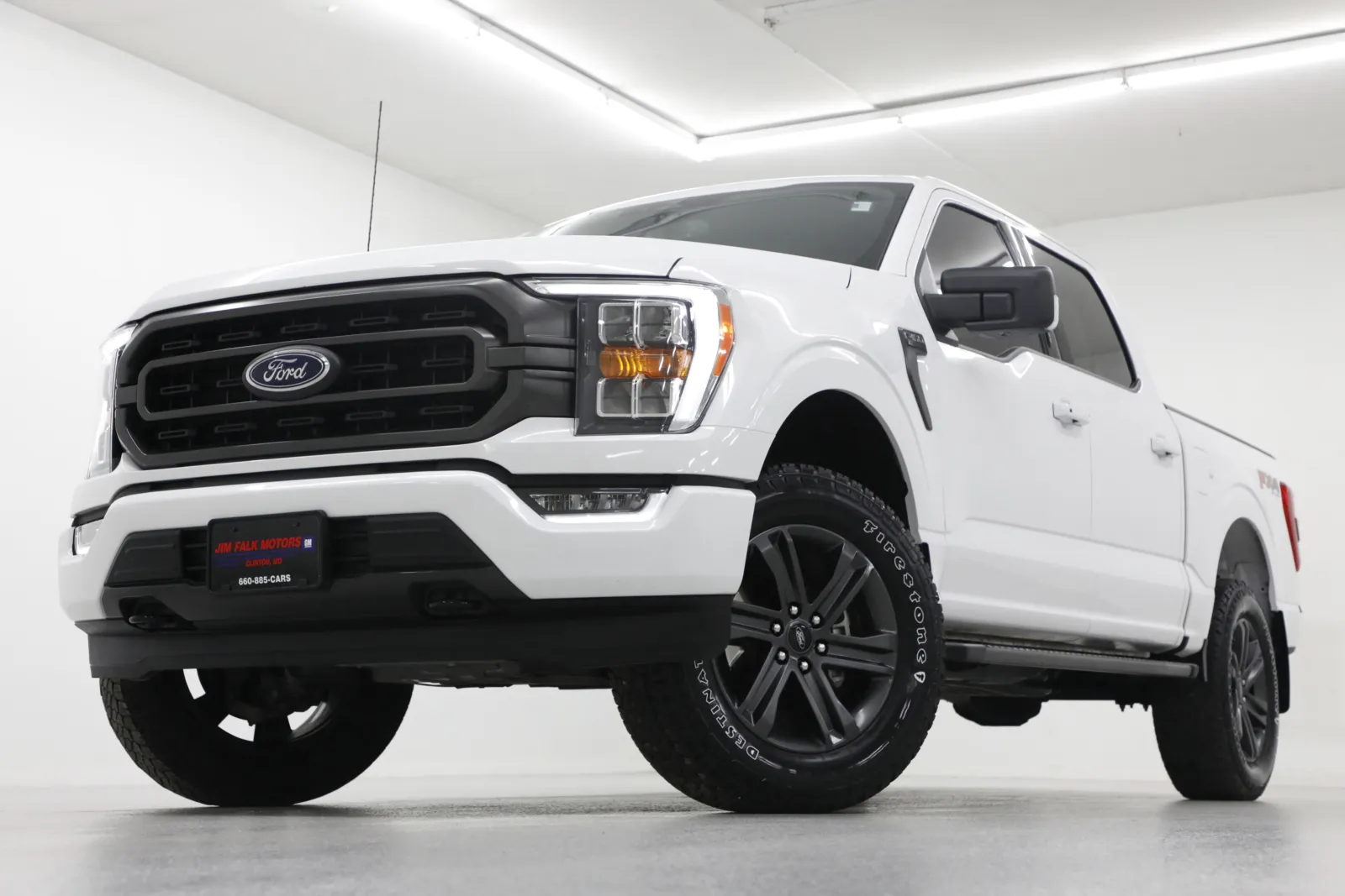 White 2023 Ford F-150 XLT for sale in Clinton, MO