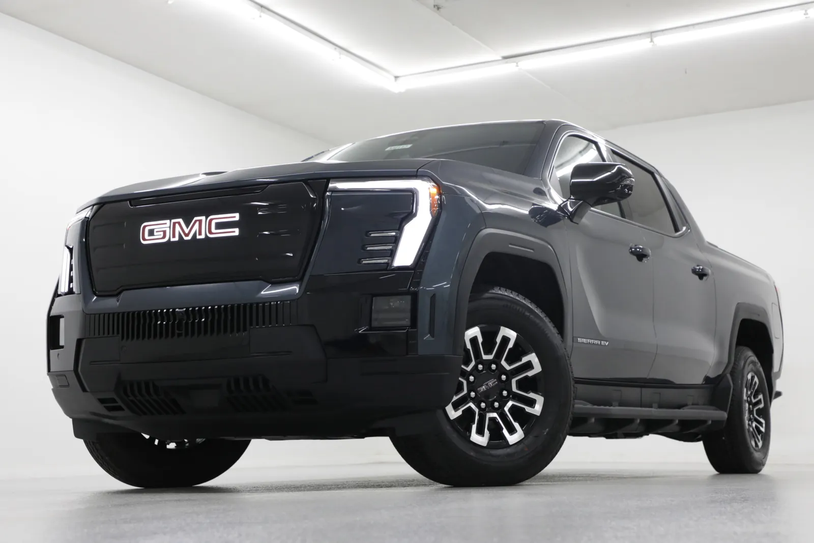 Blue 2026 GMC Sierra EV Extended Range Elevation for sale in Clinton, MO