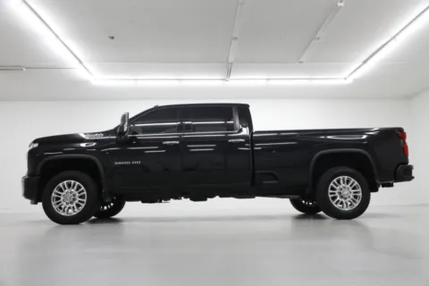Another view of 2020 Chevrolet Silverado 3500HD High Country for sale in Clinton, MO at Jim Falk Motors