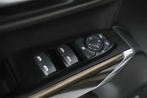 Another view of 2019 Chevrolet Silverado 1500 RST for sale in Clinton, MO at Jim Falk Motors