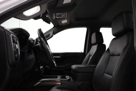 More photos of 2019 Chevrolet Silverado 1500 RST at Jim Falk Motors, MO