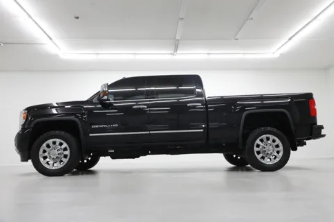 Another view of 2019 GMC Sierra 2500HD Denali for sale in Clinton, MO at Jim Falk Motors