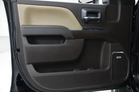 Photos of 2019 GMC Sierra 2500HD Denali for sale in Clinton, MO at Jim Falk Motors