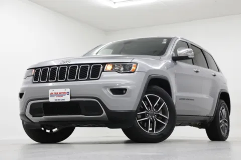Silver 2021 Jeep Grand Cherokee Limited for sale in Clinton, MO