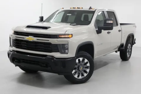 More photos of 2026 Chevrolet Silverado 2500HD Custom at Jim Falk Motors, MO