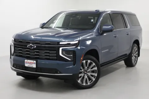 More photos of 2025 Chevrolet Suburban High Country at Jim Falk Motors, MO