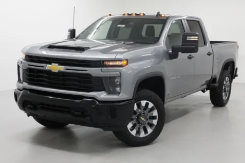 More photos of 2026 Chevrolet Silverado 2500HD Custom at Jim Falk Motors, MO