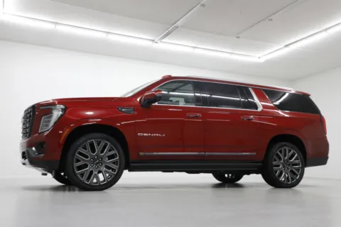 Photos of 2026 GMC Yukon XL Denali Ultimate for sale in Clinton, MO at Jim Falk Motors