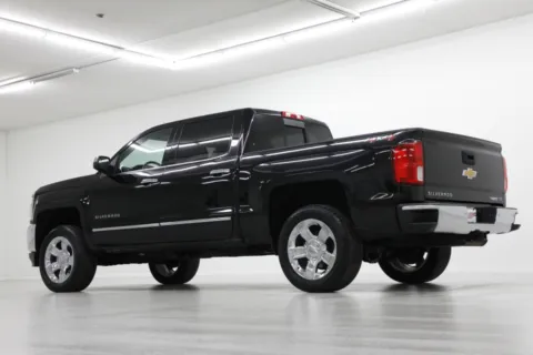 More photos of 2018 Chevrolet Silverado 1500 LTZ at Jim Falk Motors, MO