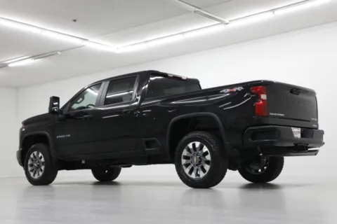 More photos of 2026 Chevrolet Silverado 2500HD Custom at Jim Falk Motors, MO