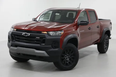More photos of 2026 Chevrolet Colorado 4WD Trail Boss at Jim Falk Motors, MO