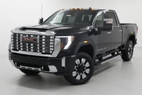 More photos of 2026 GMC Sierra 2500HD Denali at Jim Falk Motors, MO