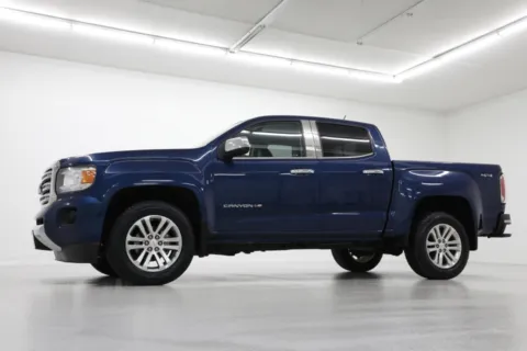 Photos of 2020 GMC Canyon 4WD SLT for sale in Clinton, MO at Jim Falk Motors