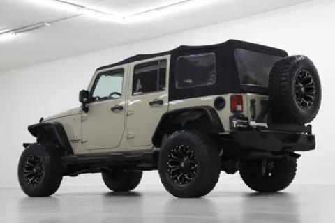 More photos of 2017 Jeep Wrangler Unlimited Sahara at Jim Falk Motors, MO