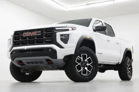 White 2024 GMC Canyon 4WD AT4X for sale in Clinton, MO
