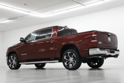More photos of 2022 Ram 1500 Longhorn at Jim Falk Motors, MO