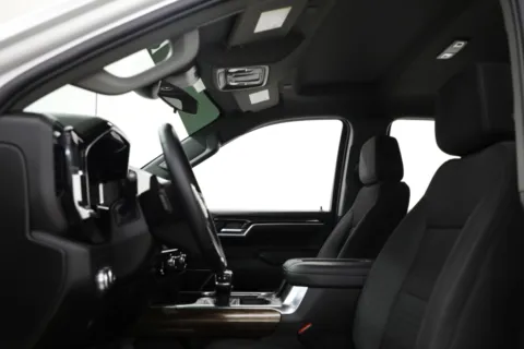 More photos of 2022 GMC Sierra 1500 Elevation at Jim Falk Motors, MO