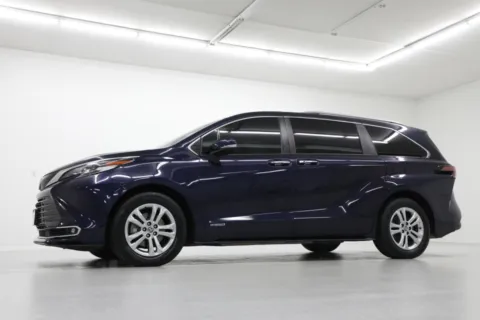 Photos of 2021 Toyota Sienna Platinum for sale in Clinton, MO at Jim Falk Motors
