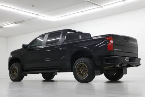 More photos of 2021 Chevrolet Silverado 1500 Custom Trail Boss at Jim Falk Motors, MO