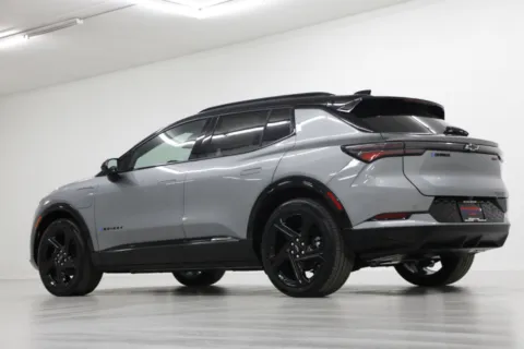 More photos of 2026 Chevrolet Equinox EV RS at Jim Falk Motors, MO