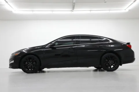 Another view of 2021 Chevrolet Malibu RS for sale in Clinton, MO at Jim Falk Motors