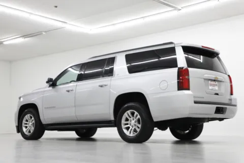 More photos of 2019 Chevrolet Suburban LT at Jim Falk Motors, MO