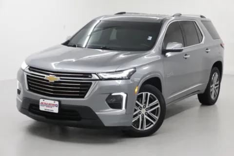 More photos of 2023 Chevrolet Traverse High Country at Jim Falk Motors, MO