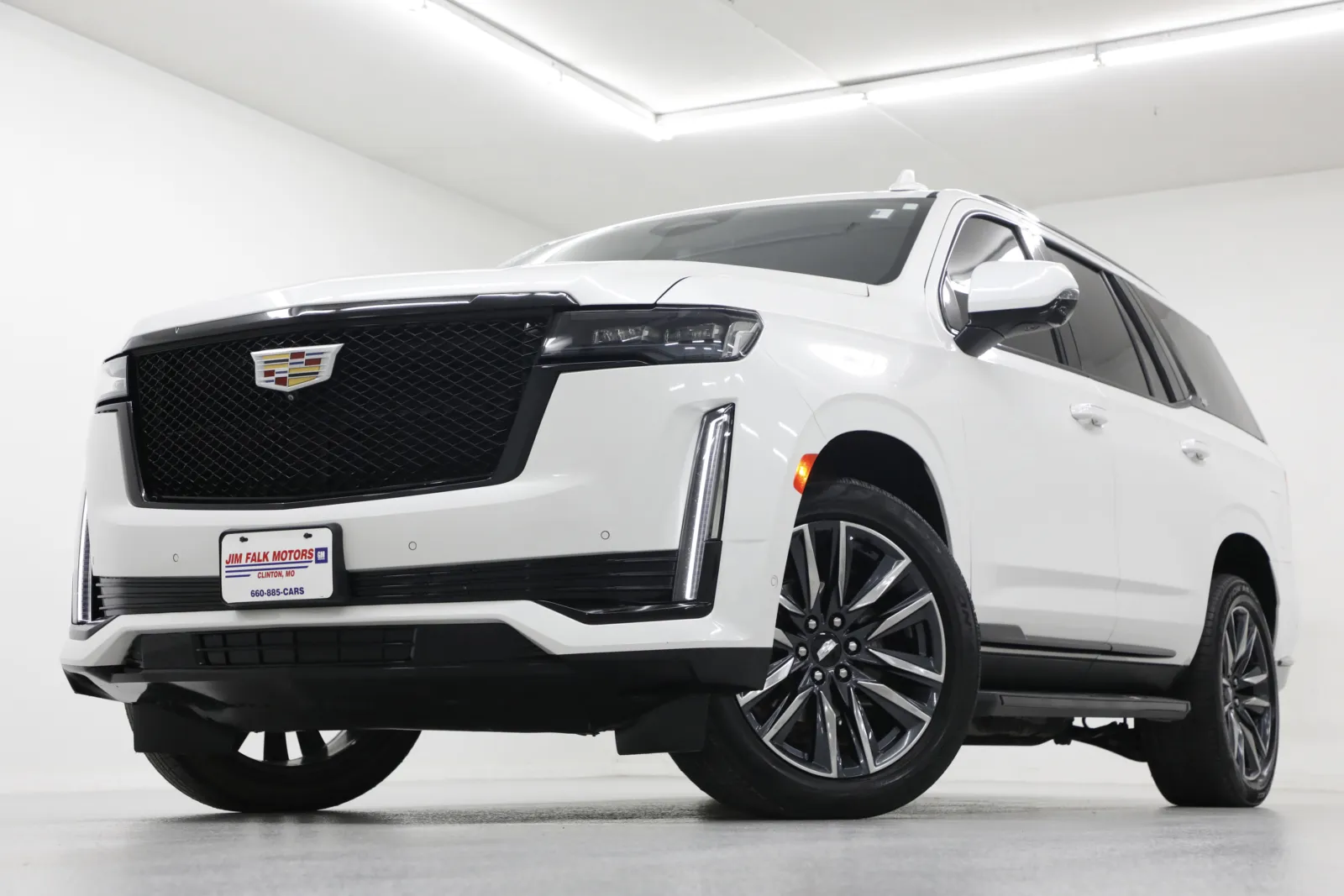 White 2021 Cadillac Escalade Sport for sale in Clinton, MO