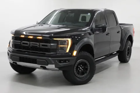 More photos of 2022 Ford F-150 Raptor at Jim Falk Motors, MO