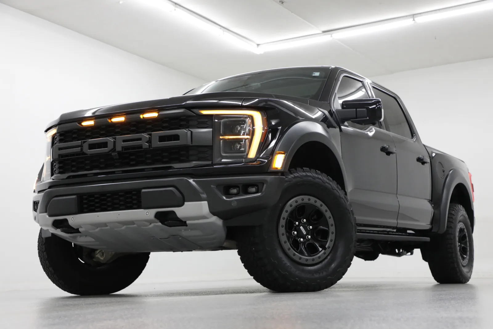 Black 2022 Ford F-150 Raptor for sale in Clinton, MO
