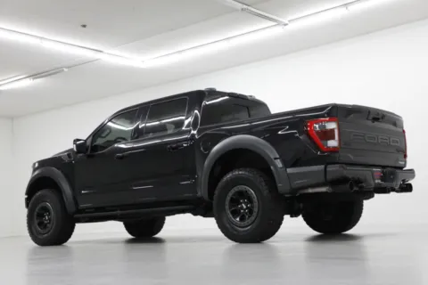 More photos of 2022 Ford F-150 Raptor at Jim Falk Motors, MO