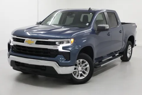 More photos of 2024 Chevrolet Silverado 1500 LT at Jim Falk Motors, MO