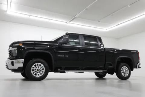 Photos of 2026 Chevrolet Silverado 2500HD LT for sale in Clinton, MO at Jim Falk Motors