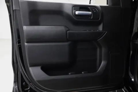 Photos of 2022 Chevrolet Silverado 1500 Custom Trail Boss for sale in Clinton, MO at Jim Falk Motors