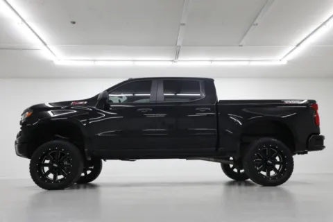 Another view of 2022 Chevrolet Silverado 1500 Custom Trail Boss for sale in Clinton, MO at Jim Falk Motors